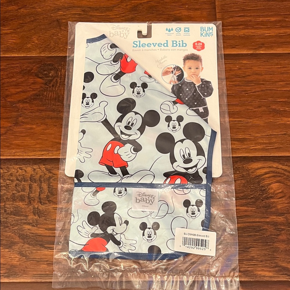 ⭐️⭐️PICK 5 / $20 NEW Disney Baby Sleeved Bib with Mickey Mouse Design